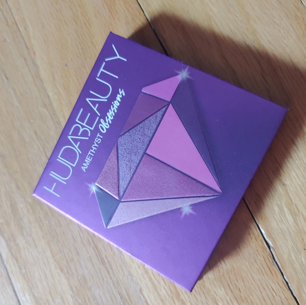 Huda Beauty Amethyst Obsessions Eyeshadow NWOB